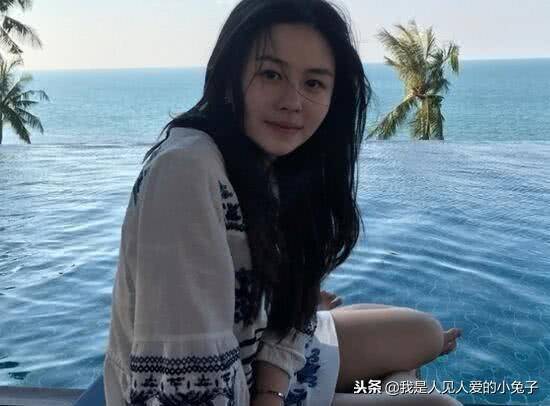 17歲女兒太漂亮仙氣十足！，邱淑貞決定送她出國，絕不讓她進娛樂圈