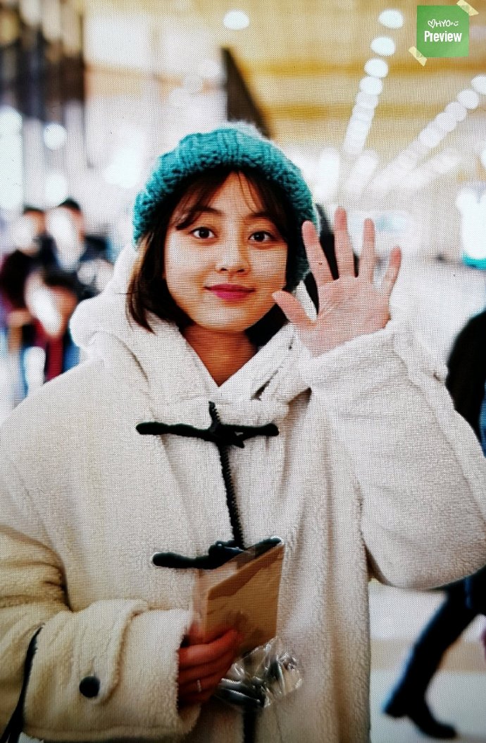 [TWICE][新聞]181229 12月偶像組合品牌評價排名出爐年末TWICE獲得四位