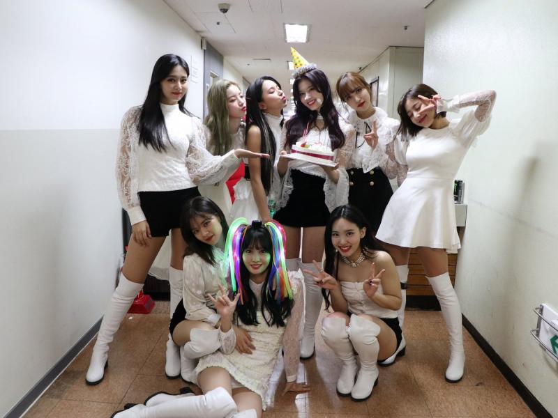 [TWICE][新聞]181229 12月偶像組合品牌評價排名出爐年末TWICE獲得四位