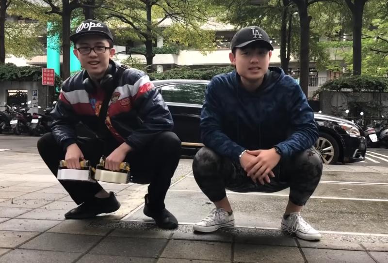孫安佐又有新影片！吃麵線、秀單槓舞...網友讚爆：成功轉型當網紅！
