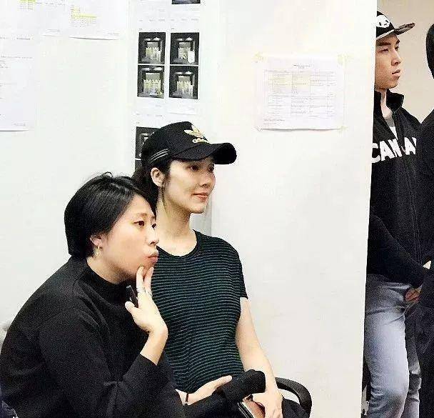 李亞男王祖藍女兒Gabrielle降臨，看見寶寶的樣子，網友: 我擔心的事情開始發生了
