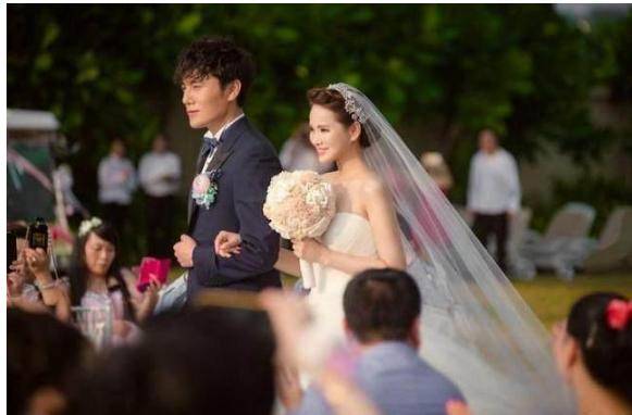 小哈林正面照被曝光，難怪庾澄慶不允許前妻伊能靜公開兒子長相！