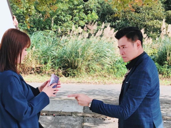 陳宇風瘋狂拍戲，賺千萬房產「全登記愛妻名下」！一句「謝謝全世界最辛苦的她」網友感動落淚！