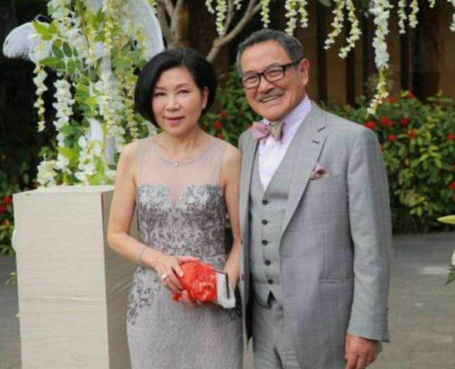 楊冪、劉愷威正式宣布離婚！楊冪婆婆公開評價兒媳婦「私下真實樣貌」　網友：聽後心酸