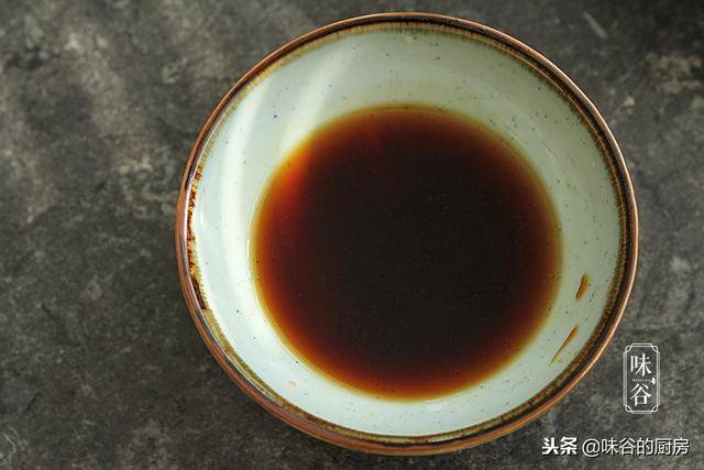 五花肉這樣吃，瞬間高大上，十幾分鐘就做好，宴客絕對撐場面！