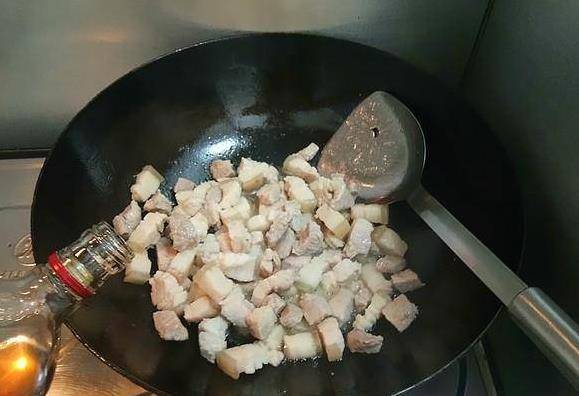 滷肉飯做法，簡單好做又下飯，香味撲鼻而來