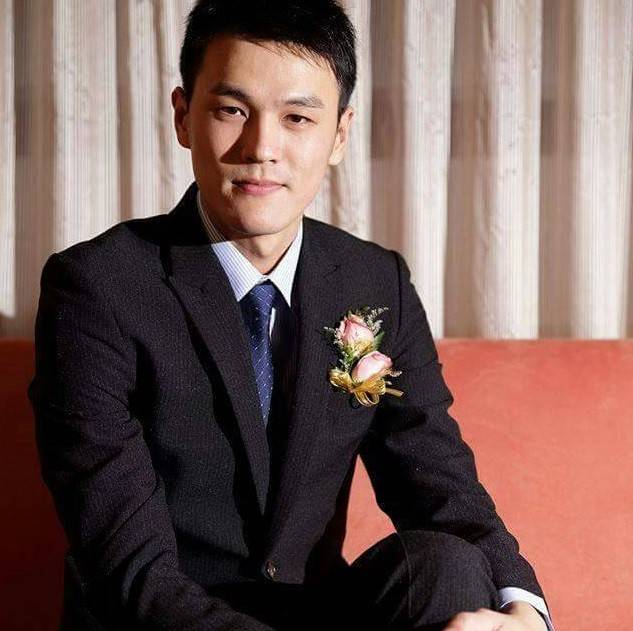 年輕警進餐廳喊話「等下有人來吃飯，錢算我的！」　老闆見到「下一秒出現的客人」讚爆：太暖心