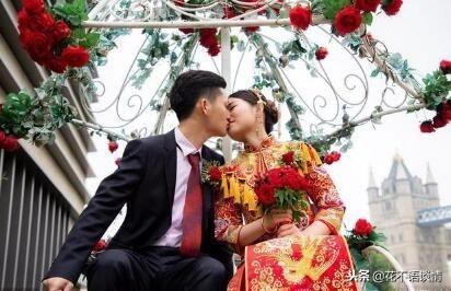 前妻生日，男子轉帳三千，手機螢幕一亮，他泣不成聲