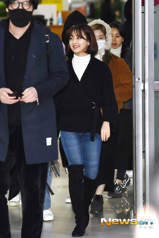 [TWICE][新聞]190101 「粉絲?感謝」屬豬愛豆TWICE林娜璉的2018年