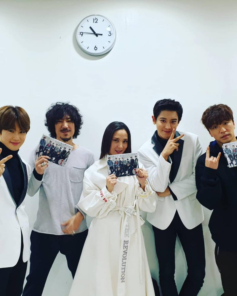 [EXO][新聞]181231 精彩必須放在最後新的一年也跟EXO一起度過！