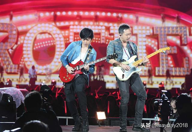 「五月天」五月天陪你跨年！10天10場壓軸加班！2019年還要一起走