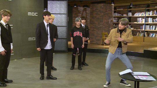 [EXO][新聞]181231 EXO出擊《Under Nineteen》 為預備愛豆們應援