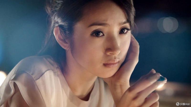 童顏女星「素顏」大PK！！34歲的楊丞琳, 36歲的阿SA, 36歲的林依晨, 都比不上37歲的她~