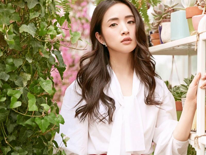 童顏女星「素顏」大PK！！34歲的楊丞琳, 36歲的阿SA, 36歲的林依晨, 都比不上37歲的她~