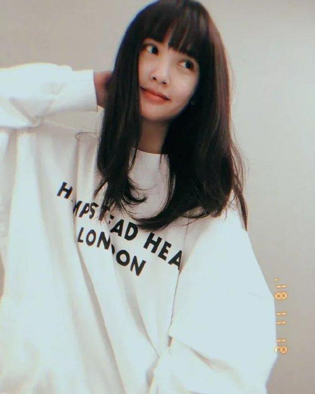 童顏女星「素顏」大PK！！34歲的楊丞琳, 36歲的阿SA, 36歲的林依晨, 都比不上37歲的她~