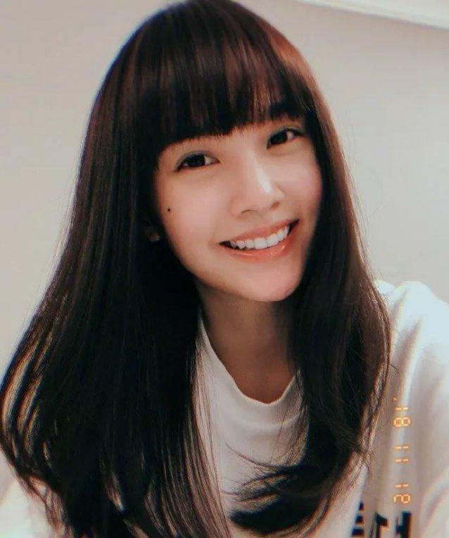 童顏女星「素顏」大PK！！34歲的楊丞琳, 36歲的阿SA, 36歲的林依晨, 都比不上37歲的她~