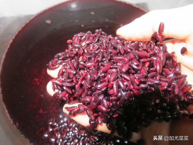 酒釀自己做，牢記幾個訣竅，香甜可口，6元做一大盆，比紅酒還美