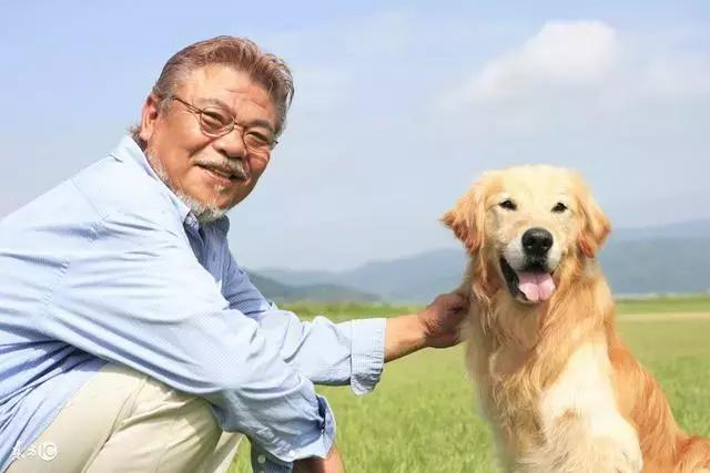 愛犬27歲仍未變老，鏟屎官學會這五點妙招，讓寵物陪伴自己更久