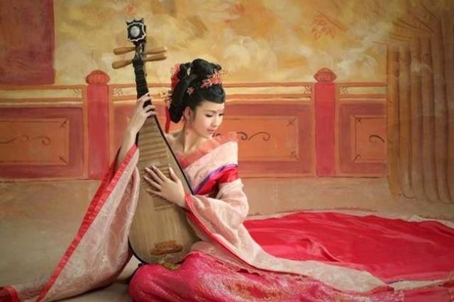 古代青樓女子，為何喜歡在腰間系上一根紅繩，原來有這樣的含義