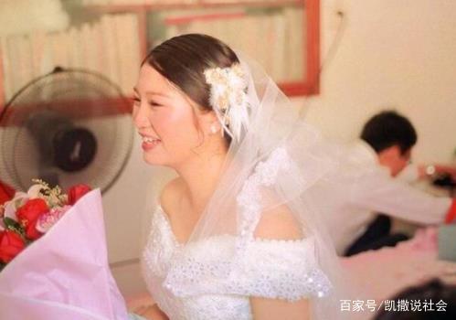 妻子去世，3年後男子再婚，見到新娘後，啞巴妹妹突然開口說話