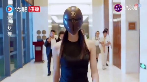 富二代仗著自己有錢老愛欺負同學，結果「這位同學」背景卻大有來頭！網友看完大喊：好爽！