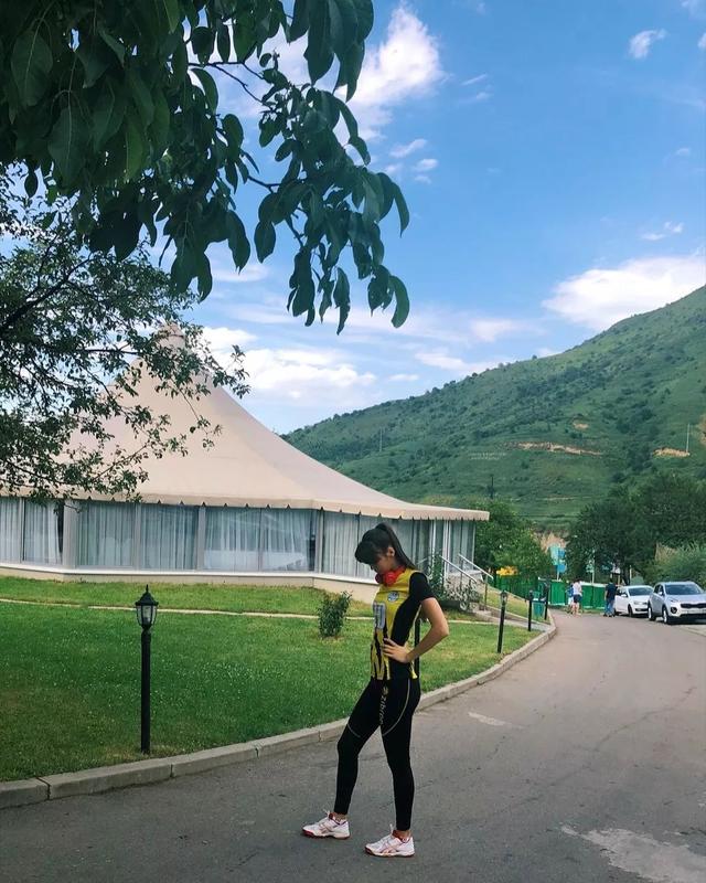 4年前驚艷世界的第一美少女，現在怎麼成了這個樣子 