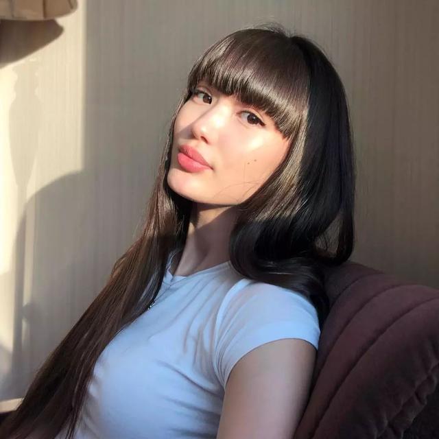 4年前驚艷世界的第一美少女，現在怎麼成了這個樣子 