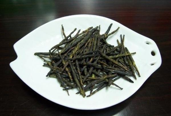 花不到五塊錢就能治你的白髮，用它洗頭，白髮慢慢變黑（為自己未來及家中長者收藏吧！）