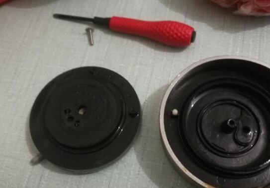 塑膠袋套在噴頭上太實用了，解決了家家戶戶的難題
