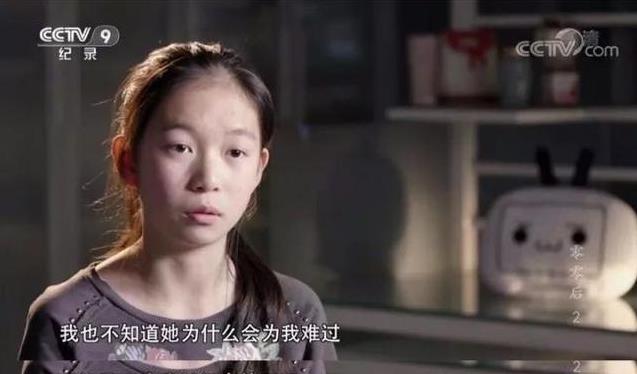 10年跟拍5個孩子，反差巨大，放手的媽媽VS不放手的媽媽形成鮮明對比