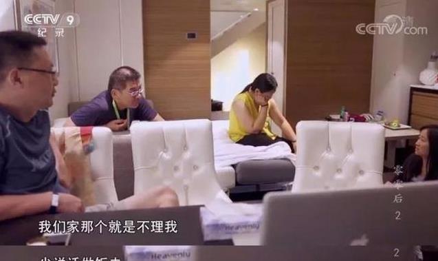 10年跟拍5個孩子，反差巨大，放手的媽媽VS不放手的媽媽形成鮮明對比