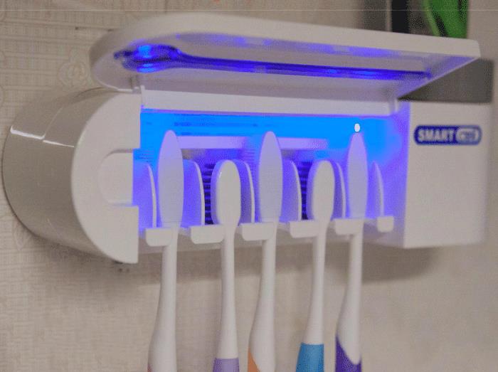 牙黃牙臭別用鹽水洗，蠢！一常見物，往水一丟，還你一口「大白牙」!