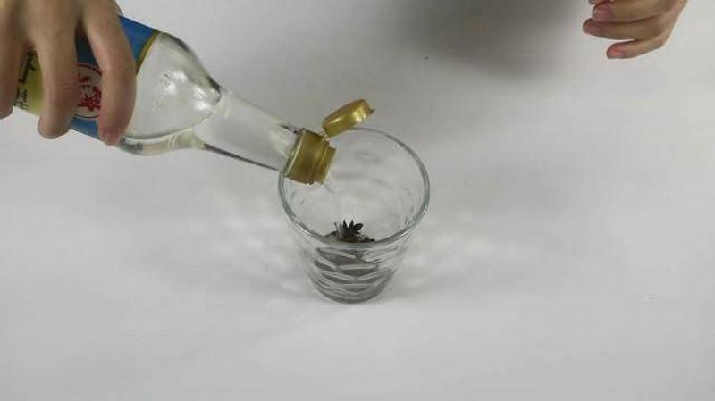 八角白醋混在一起厲害了，解決了千家萬戶的大難題，看完都試試吧 