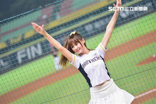 清純女孩零愛經驗 啦啦隊長胸湧豁出 - Yahoo奇摩新聞