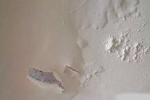牆面起皮開裂起霉不用再找裝修工，老師傅教你一招，誰都能修補好