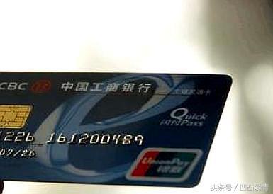 娘家拆遷我媽瞞我給哥哥房，看到滿地的行李，我哭出了聲