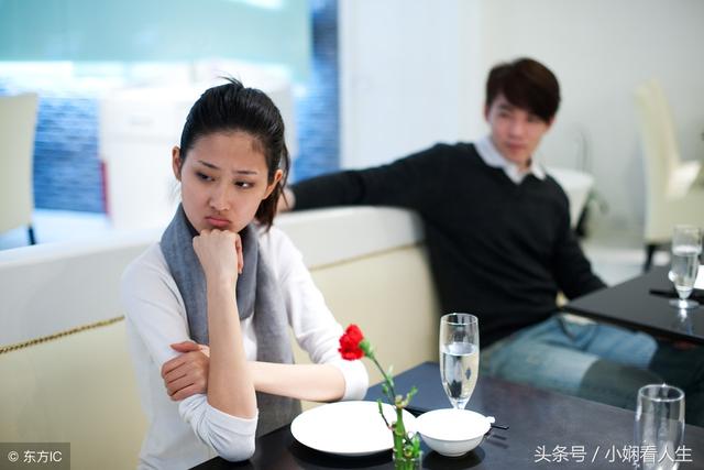 給你五萬，把你娘家的拆遷房過戶一套給小叔子，我們又不白要！
