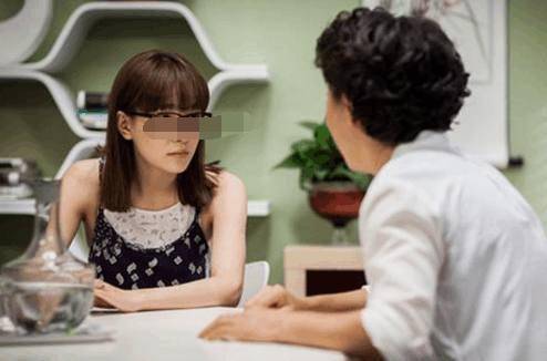 過年兒子帶女友回家，我將她趕出門，走後她發來簡訊，我眼前發黑
