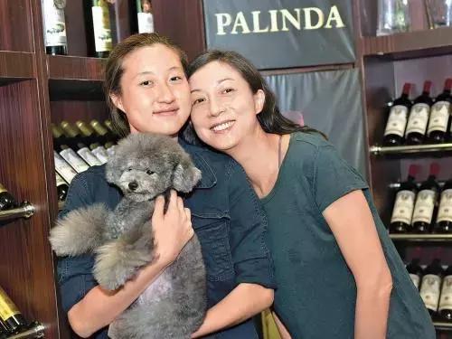 45歲吳綺莉曬霸氣美照，沒有成龍她會活得更好，但她卻感恩經歷！