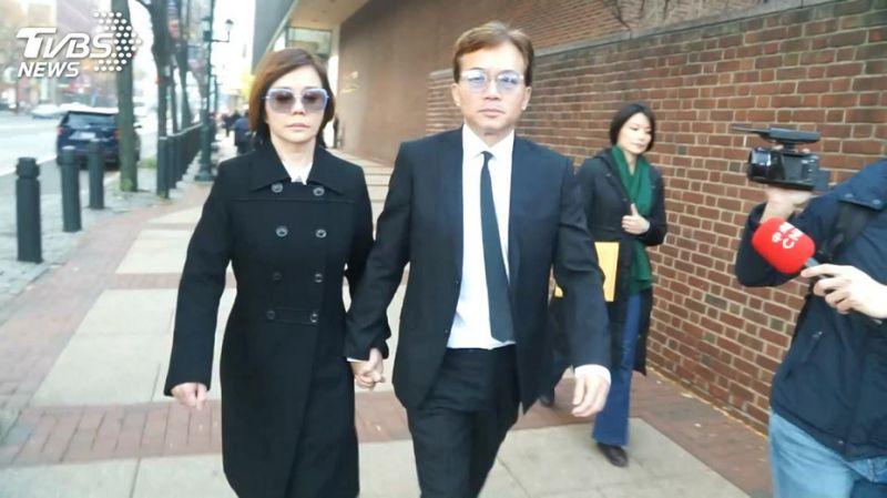 孫安佐健身「緋聞女友貼身上」曖昧放閃　甜笑轉頭「正到連他都害羞」網讚：好登對