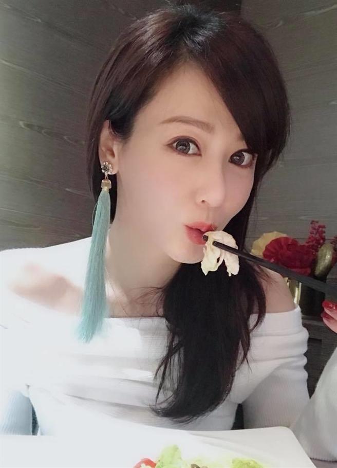 《大時代》邱琦雯「當紅為愛息影」看不出已40歲　如今恢單力拚事業「膚質好到只有25歲」