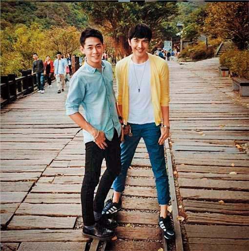 大馬男星謝佳見和「小12歲男友」分手後求復合?! 不顧明星身份也要去挽回！網民: 好深情！