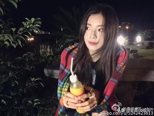 官宣，他倆終於戀愛了，交往5個月，上節目秀恩愛，沒人敢信 