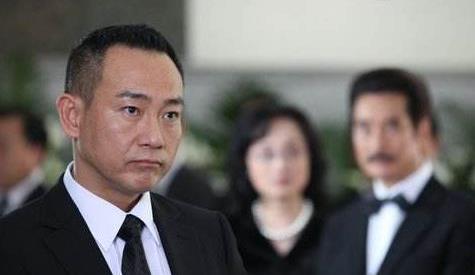 這些明星出道前都是警察張家輝上榜，林保怡一舉奪得無線視帝 