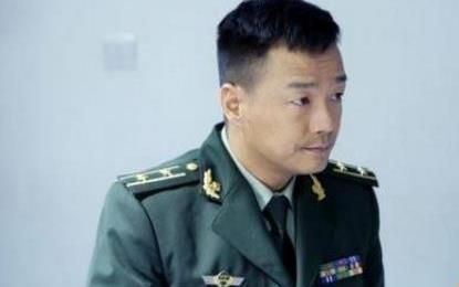 這些明星出道前都是警察張家輝上榜，林保怡一舉奪得無線視帝 