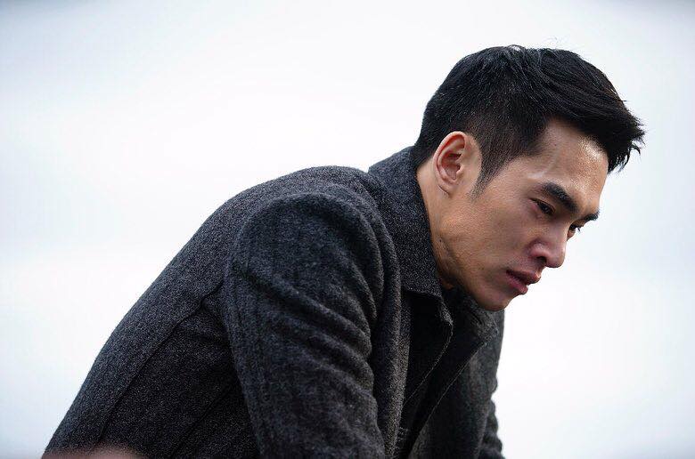 看《比悲傷》哭不出來絕對不是你冷血！女主太渣、男主太廢、牙醫超綠！擠不出眼淚的你肯定很Agree！