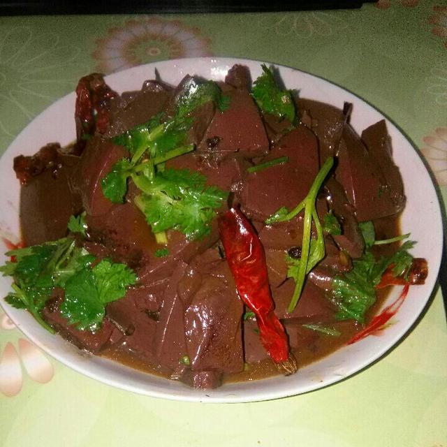 殺豬飯怎麼少得了豬血，這20種豬血的做法，留著過年回老家用得著