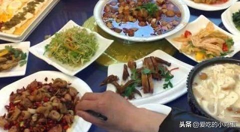 中國人、日本人和韓國人是如何吃飯的，看完後才知道差距這麼大！