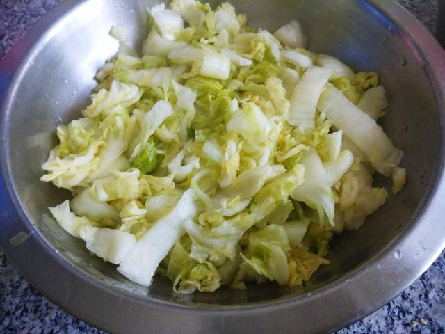 懶人版辣白菜做法，婆婆用了幾十年的老方子，簡單快速，酸辣爽脆，十分開胃！