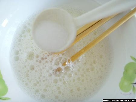 超簡單超好吃！用飯鍋就能輕鬆做出蓬鬆圓滿的蛋糕，做給父母吃，做給你愛的人吃!!!